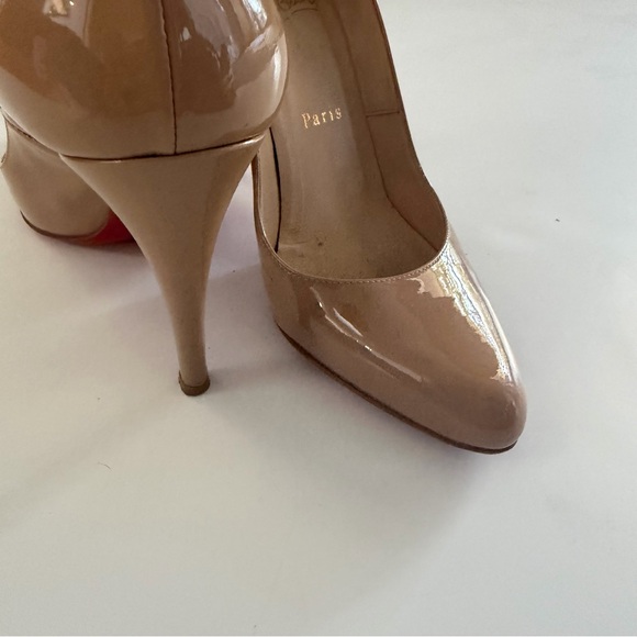 CHRISTIAN LOUBOUTIN Nude Patent Leather Pumps Red Sole Heels 37.5 - Picture 7 of 15